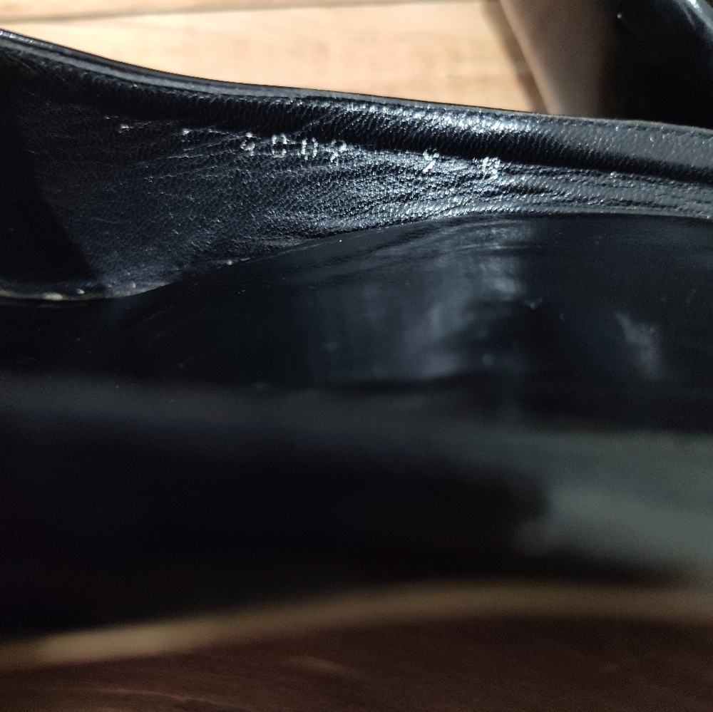 GUCCI Leather Mules - Picture 12 of 13
